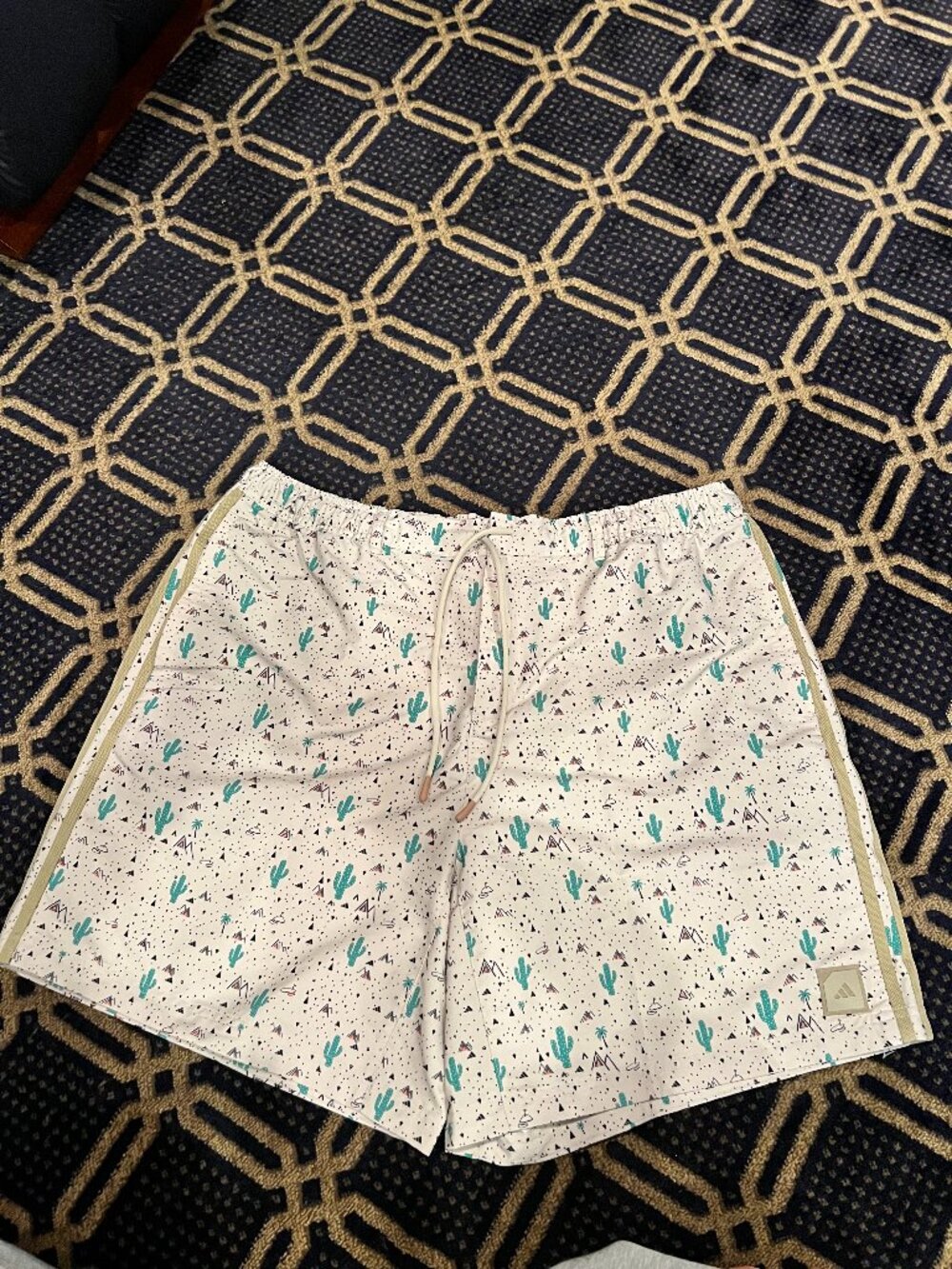 Adidas Adicross Desert Golf Shorts Men’s 2XL Cactus Print 7.5”